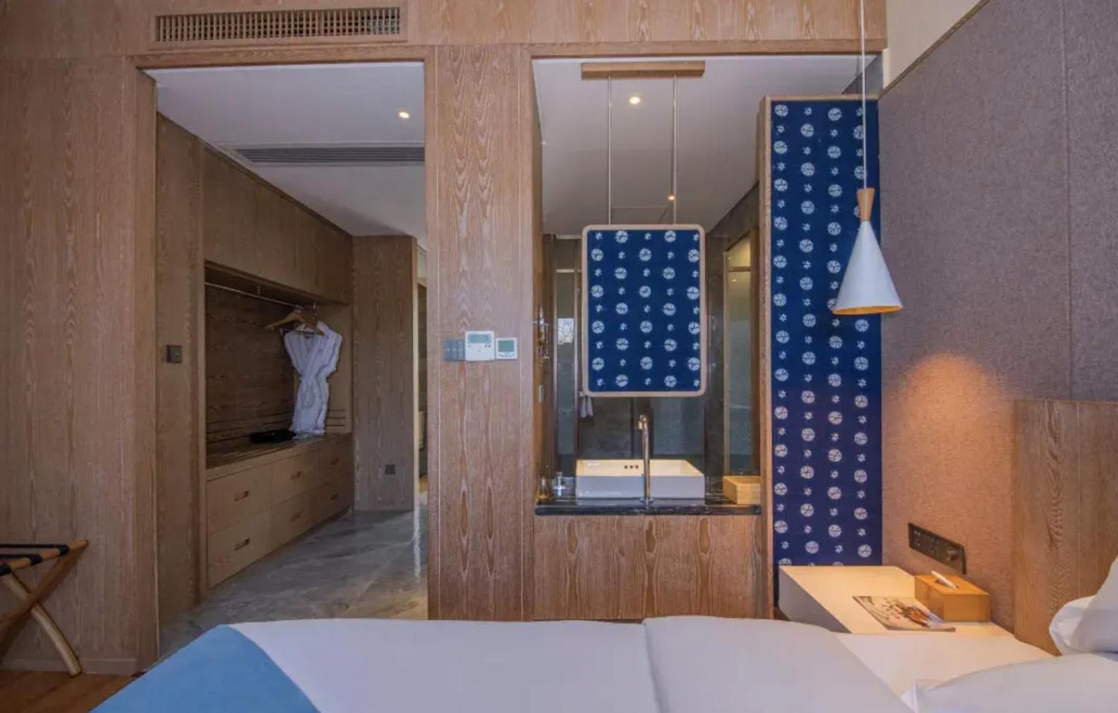 Hong Long Jing Hotel Dali  Bagian luar foto