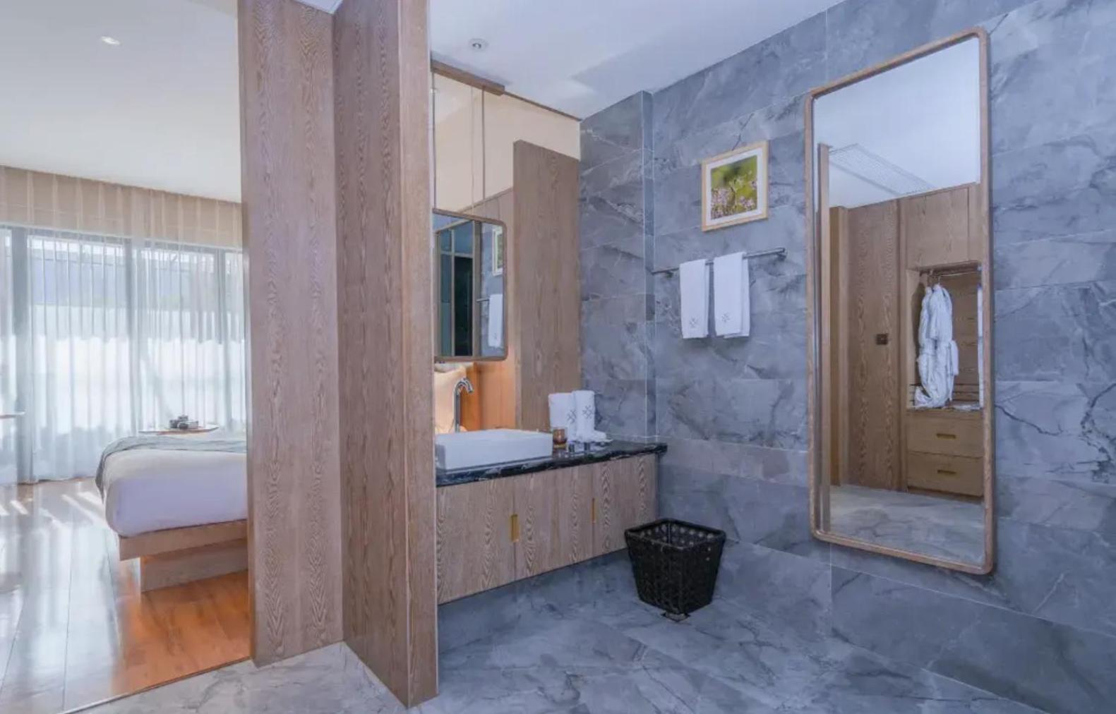 Hong Long Jing Hotel Dali  Bagian luar foto